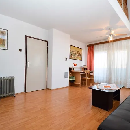 Apartamento Apartment In Pula 24 *